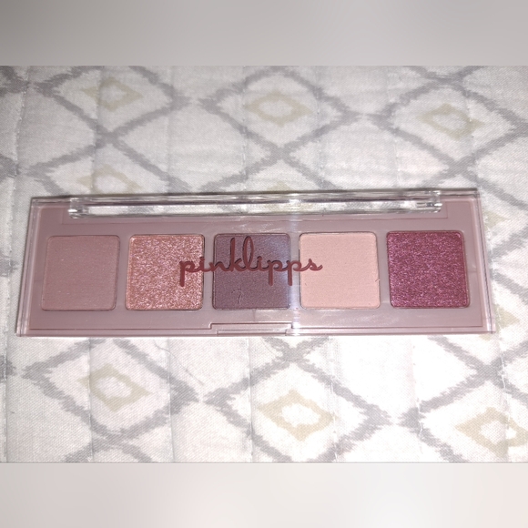 Pinklipps Eye Shadow Palette In Mauve Me & Moonslice Pressed Blush in Beautiful - Picture 5 of 8